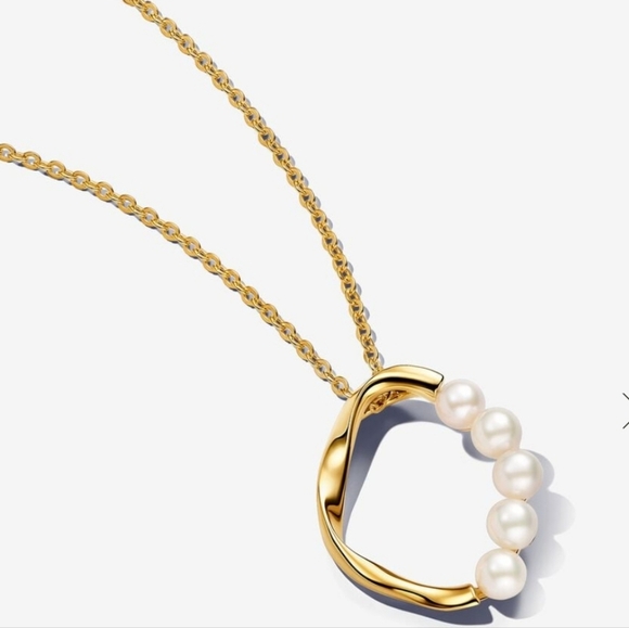 Pandora Jewelry - Organically Shaped Circle & Treated Freshwater Cultured Pearls Pendant Necklace